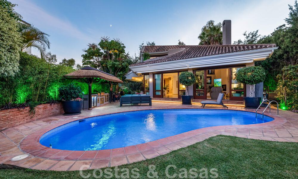 Exclusiva villa de lujo mediterránea en venta con vistas al campo de golf en la codiciada zona residencial de La Quinta, Benahavís - Marbella 48495