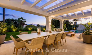 Villa de diseño en venta rodeada de campos de golf en el valle de Nueva Andalucía, Marbella 48770 