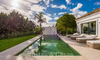 Villa de diseño en venta rodeada de campos de golf en el valle de Nueva Andalucía, Marbella 48780 