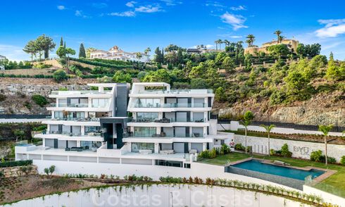 Apartamento contemporáneo de 3 dormitorios en venta con vistas al mar en las colinas de Benahavis - Marbella 46133