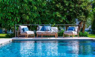 Tradicional villa de lujo en venta, en segunda línea de golf en una prestigiosa zona residencial en Nueva Andalucía, Marbella 775940 