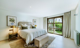 Tradicional villa de lujo en venta, en segunda línea de golf en una prestigiosa zona residencial en Nueva Andalucía, Marbella 775975 