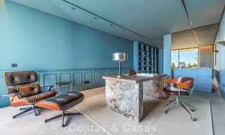 Majestuosa y contemporánea villa de nueva construcción en venta con sublimes vistas al mar en las colinas de La Quinta en Benahavis - Marbella 786682 