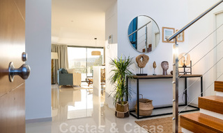 Ático de lujo, listo para entrar a vivir, de 3 dormitorios en un complejo residencial seguro en Marbella - Benahavis 46473 