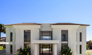 Nuevo en el mercado! 2 Magistrales villas de lujo en venta, en primera línea de Los Flamingos Golf en Marbella - Benahavis 46493 