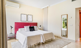 Amplia villa de auténtico estilo arquitectónico mediterráneo en venta con vistas al mar en un resort de golf de cinco estrellas en Benahavís - Marbella 46662 