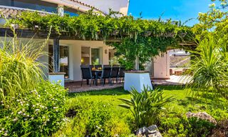 Amplia villa de auténtico estilo arquitectónico mediterráneo en venta con vistas al mar en un resort de golf de cinco estrellas en Benahavís - Marbella 46673 