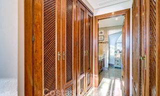 Ático de lujo en venta en un complejo residencial de cinco estrellas en primera línea de playa con impresionantes vistas al mar, en la Nueva Milla de Oro entre Marbella y Estepona 46599 