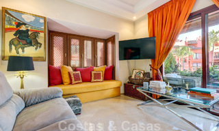 Ático de lujo en venta en un complejo residencial de cinco estrellas en primera línea de playa con impresionantes vistas al mar, en la Nueva Milla de Oro entre Marbella y Estepona 46618 