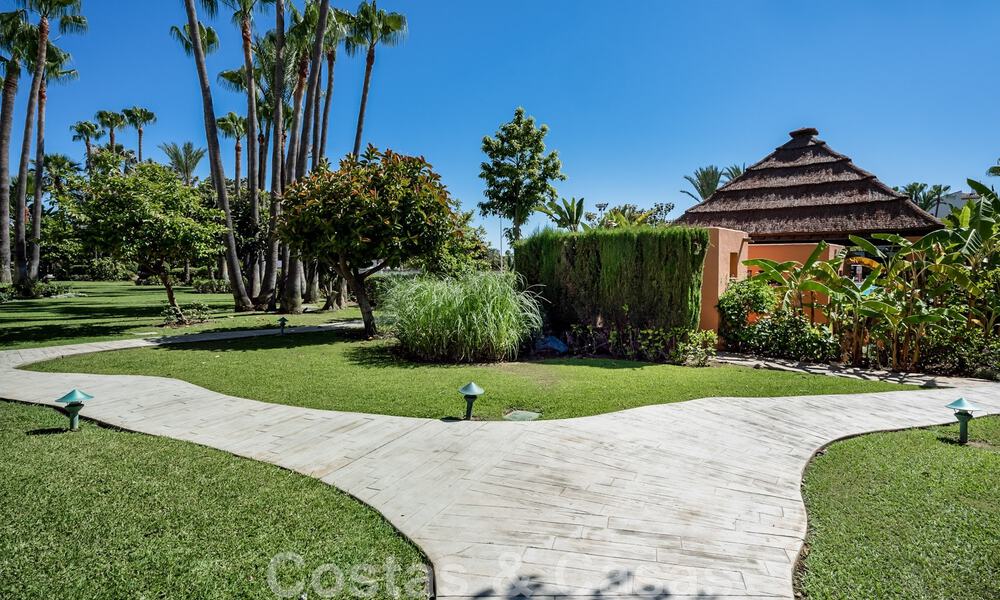 Impresionante ático de 4 dormitorios en venta en Puente Romano, en la Milla de Oro de Marbella 47716