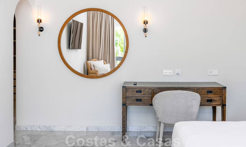 Impresionante ático de 4 dormitorios en venta en Puente Romano, en la Milla de Oro de Marbella 47746