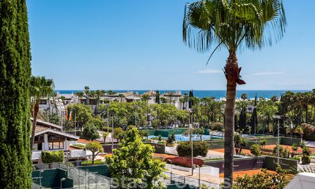 Impresionante ático de 4 dormitorios en venta en Puente Romano, en la Milla de Oro de Marbella 47761