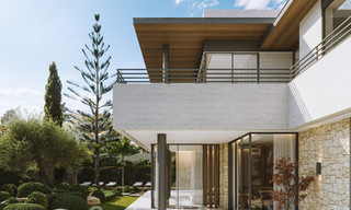 Nueva villa de diseño en venta con arquitectura moderna e impresionantes vistas al mar en la codiciada Milla de Oro de Marbella 47101 