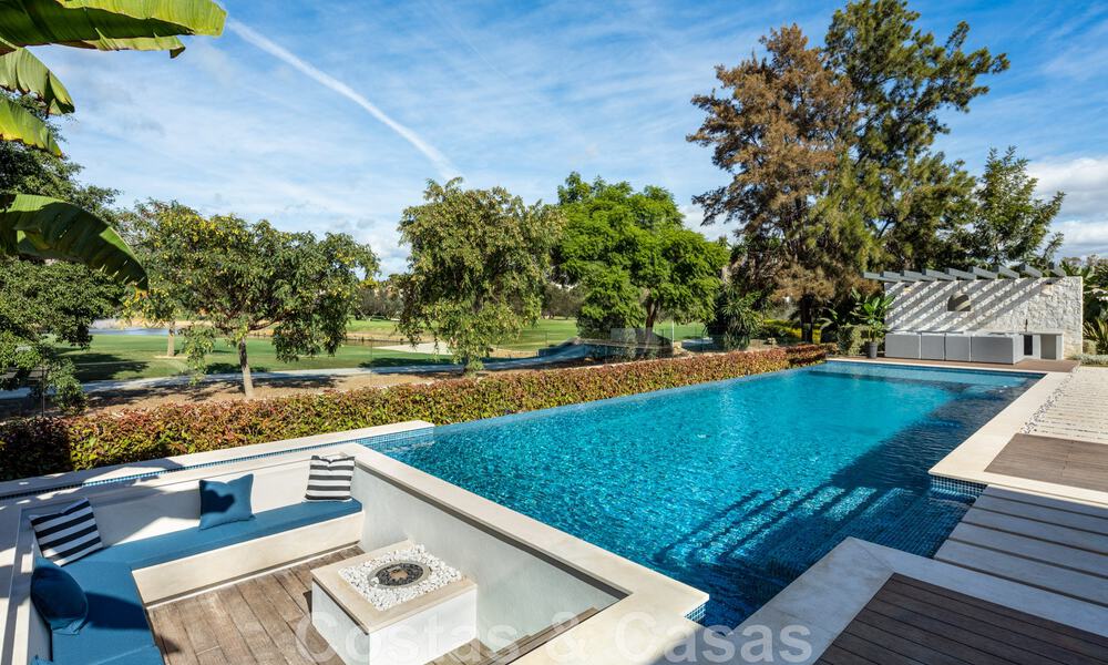 Amplia y sofisticada villa de diseño en venta, en primera línea de Las Brisas Golf en el corazón de Nueva Andalucía, Marbella 47284