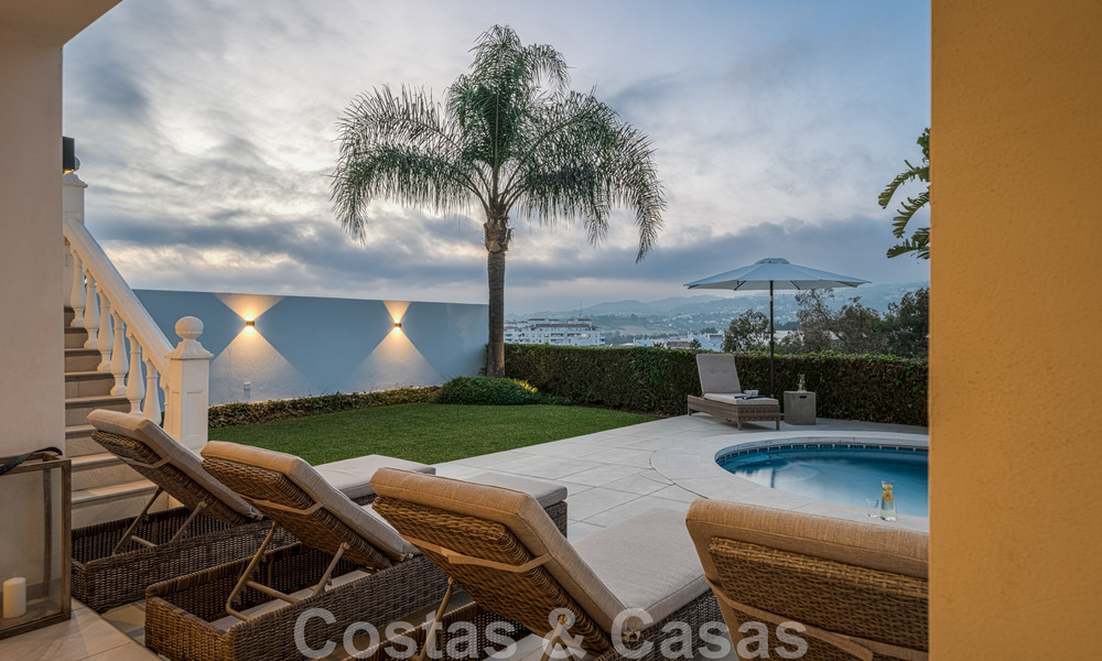 Encantadora y contemporánea villa de lujo renovada en venta a poca distancia de todos los servicios en Nueva Andalucía - Marbella 47125