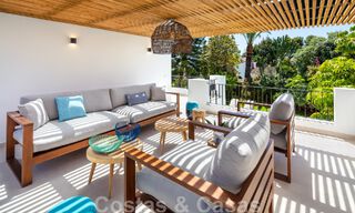 Se vende una sofisticada villa boutique, lista para entrar a vivir, a poca distancia de Puerto Banús y de la playa de San Pedro, en Marbella 47401 