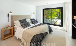 Se vende una sofisticada villa boutique, lista para entrar a vivir, a poca distancia de Puerto Banús y de la playa de San Pedro, en Marbella 47404 