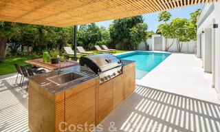 Se vende una sofisticada villa boutique, lista para entrar a vivir, a poca distancia de Puerto Banús y de la playa de San Pedro, en Marbella 47409 