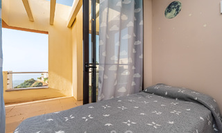 Moderno ático de 3 dormitorios en venta, en una sola planta, orientado al sur con vistas al mar en las colinas de Los Monteros, Marbella Este 47432 