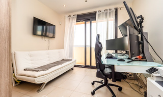 Moderno ático de 3 dormitorios en venta, en una sola planta, orientado al sur con vistas al mar en las colinas de Los Monteros, Marbella Este 47441 