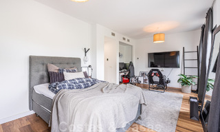 Villa independiente, andaluza en venta con vistas panorámicas a la montaña y al mar en una exclusiva urbanización en Marbella Este 47363 