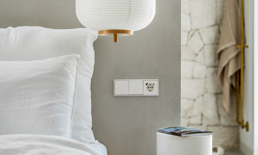 Majestuosa villa de una planta en venta con diseño relajante y balinés, situada a poca distancia de Puerto Banús, Marbella 52964