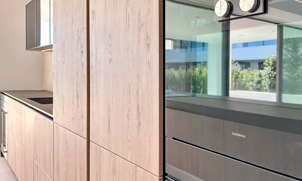 Lista para entrar a vivir, exclusiva villa adosada de alta gama en venta a poca distancia de Puerto Banús en Nueva Andalucía, Marbella 61030