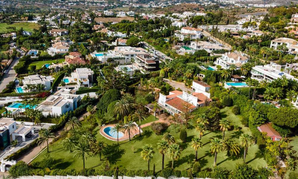 Oportunidad de inversión! Parcela de casi 8.000m² en venta en una exclusiva zona de villas de Nueva Andalucía, Marbella 47608