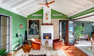 Preciosa casa adosada totalmente reformada en venta con vistas panorámicas al mar en la urbanización cerrada de Benahavis - Marbella 47620 