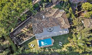 Villa andaluza de lujo en venta junto a campo de golf, con vistas al mar, en zona muy solicitada en Marbella Este 48332 