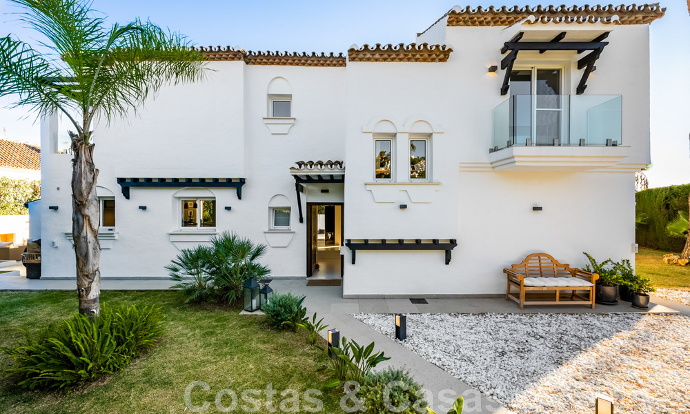 Villa de lujo en venta en una zona residencial segura y cerrada de Nueva Andalucia, Marbella 48172
