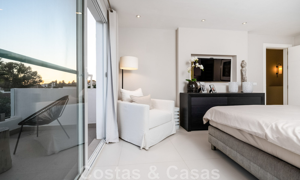 Villa de lujo en venta en una zona residencial segura y cerrada de Nueva Andalucia, Marbella 48179