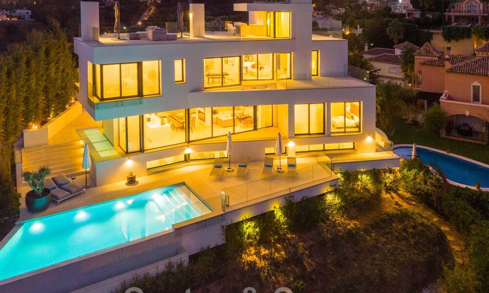 Villa de lujo arquitectónico en venta con vistas panorámicas al mar, en codiciada zona residencial en La Quinta, Benahavis - Marbella 47984