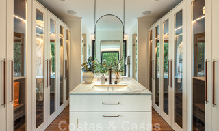 Villa de lujo contemporánea y mediterránea en venta en el valle del golf de Nueva Andalucía, Marbella 47933 