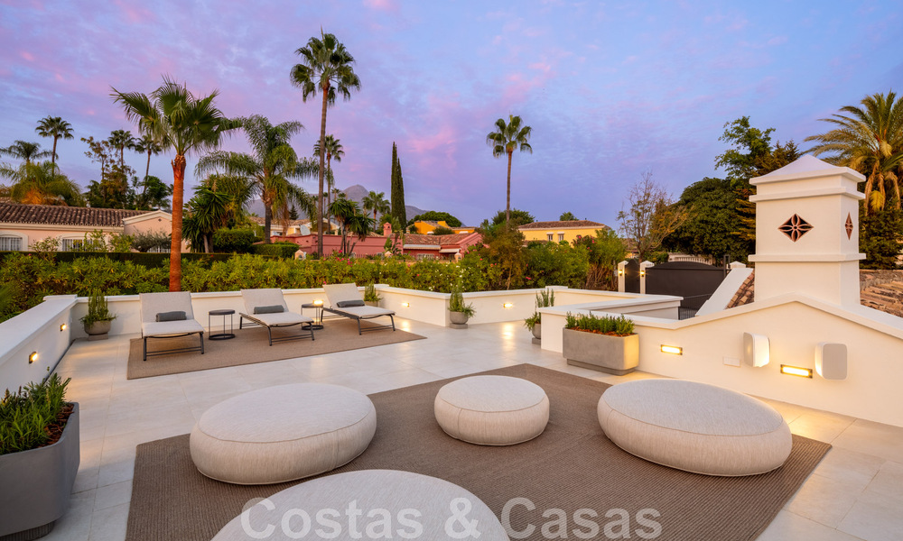 Villa de lujo contemporánea y mediterránea en venta en el valle del golf de Nueva Andalucía, Marbella 47946