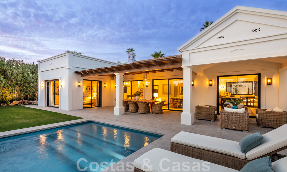 Villa de lujo contemporánea y mediterránea en venta en el valle del golf de Nueva Andalucía, Marbella 47947