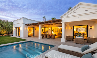Villa de lujo contemporánea y mediterránea en venta en el valle del golf de Nueva Andalucía, Marbella 47947 