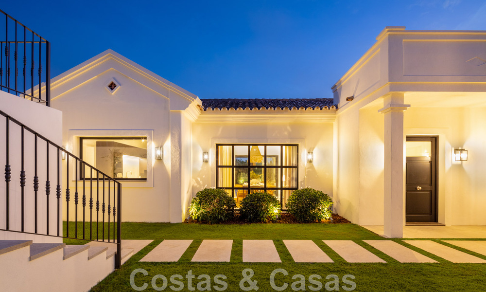 Villa de lujo contemporánea y mediterránea en venta en el valle del golf de Nueva Andalucía, Marbella 47952