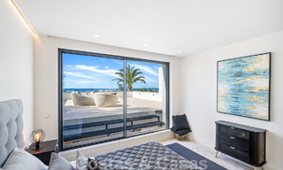 Moderna villa de nueva construcción con piscina infinita y vistas panorámicas al mar en venta al este de Marbella centro 51918 