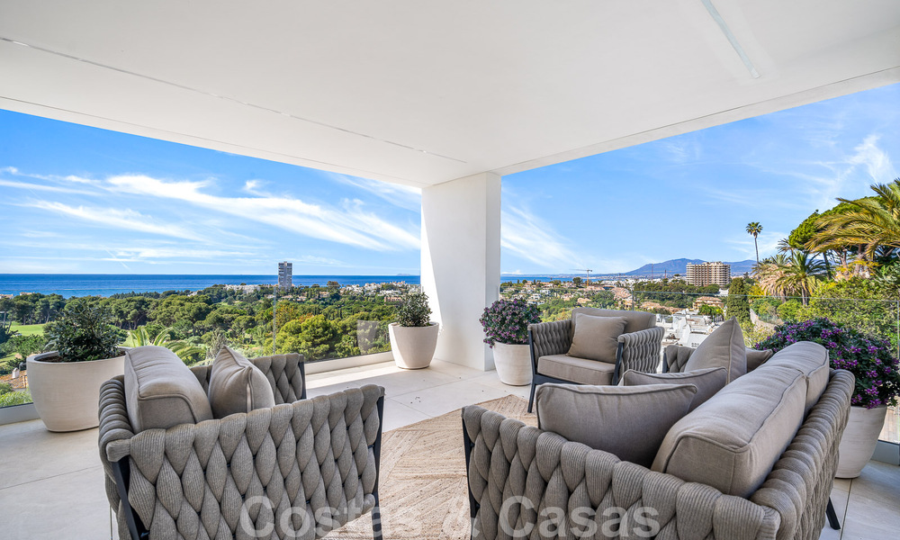 Moderna villa de nueva construcción con piscina infinita y vistas panorámicas al mar en venta al este de Marbella centro 51933