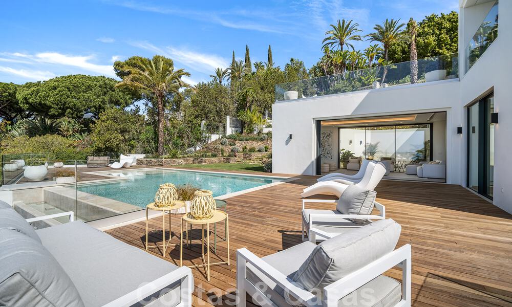 Moderna villa de nueva construcción con piscina infinita y vistas panorámicas al mar en venta al este de Marbella centro 51938