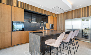 Moderna villa de nueva construcción con piscina infinita y vistas panorámicas al mar en venta al este de Marbella centro 51943 