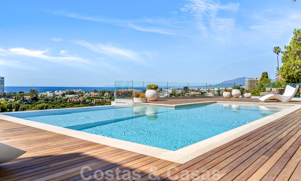 Moderna villa de nueva construcción con piscina infinita y vistas panorámicas al mar en venta al este de Marbella centro 51947