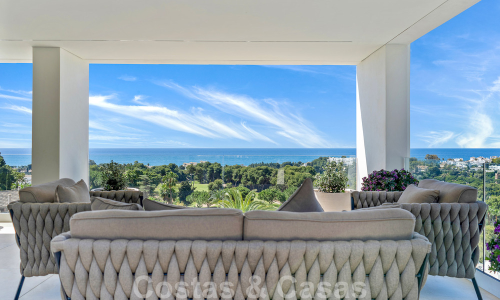 Moderna villa de nueva construcción con piscina infinita y vistas panorámicas al mar en venta al este de Marbella centro 51953