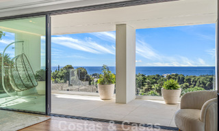 Moderna villa de nueva construcción con piscina infinita y vistas panorámicas al mar en venta al este de Marbella centro 51954 