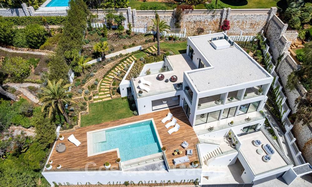Moderna villa de nueva construcción con piscina infinita y vistas panorámicas al mar en venta al este de Marbella centro 51955