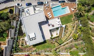 Moderna villa de nueva construcción con piscina infinita y vistas panorámicas al mar en venta al este de Marbella centro 51957 