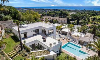 Moderna villa de nueva construcción con piscina infinita y vistas panorámicas al mar en venta al este de Marbella centro 51960 