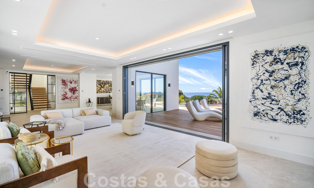 Moderna villa de nueva construcción con piscina infinita y vistas panorámicas al mar en venta al este de Marbella centro 51963