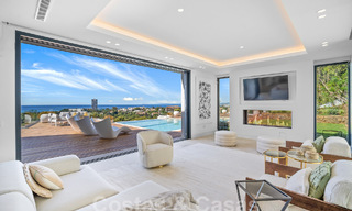 Moderna villa de nueva construcción con piscina infinita y vistas panorámicas al mar en venta al este de Marbella centro 51965 